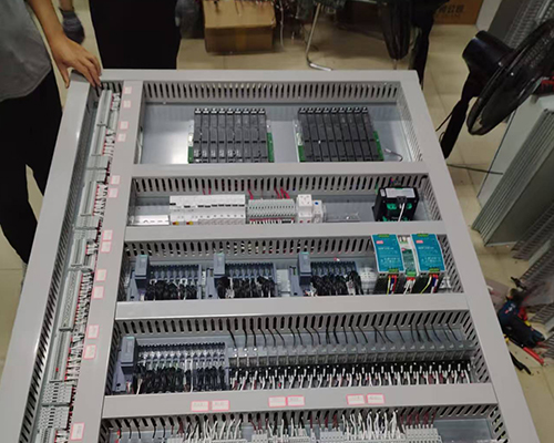 PLC控制柜